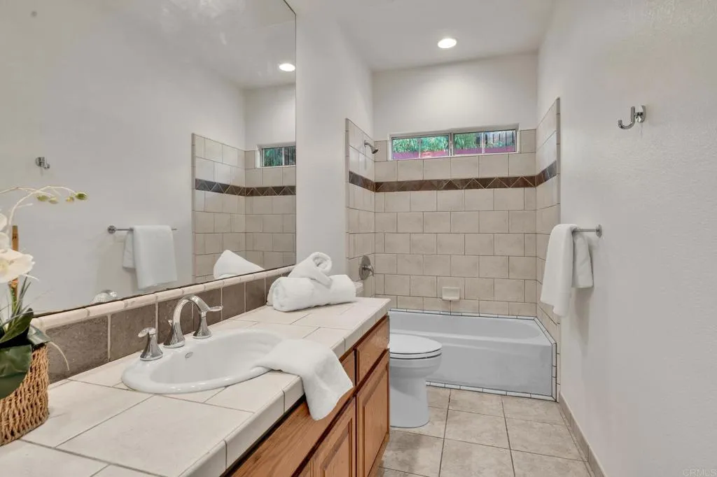 https://cdn.realtyfeed.com/cdn/127/306693370/9a3a7c2ac0f24c8d26a274d5cbe3646f.webp
