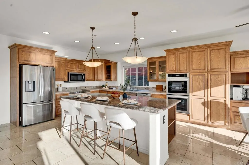 https://cdn.realtyfeed.com/cdn/127/306693370/9d6a39de25dc126443c5ebc345edfe8a.webp