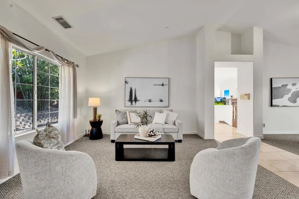 https://cdn.realtyfeed.com/cdn/127/306693370/faf8602be792cf051216133d0db029fc.webp