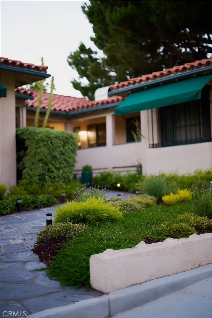103 Micheltorena Street, Santa Barbara, CA, 93101