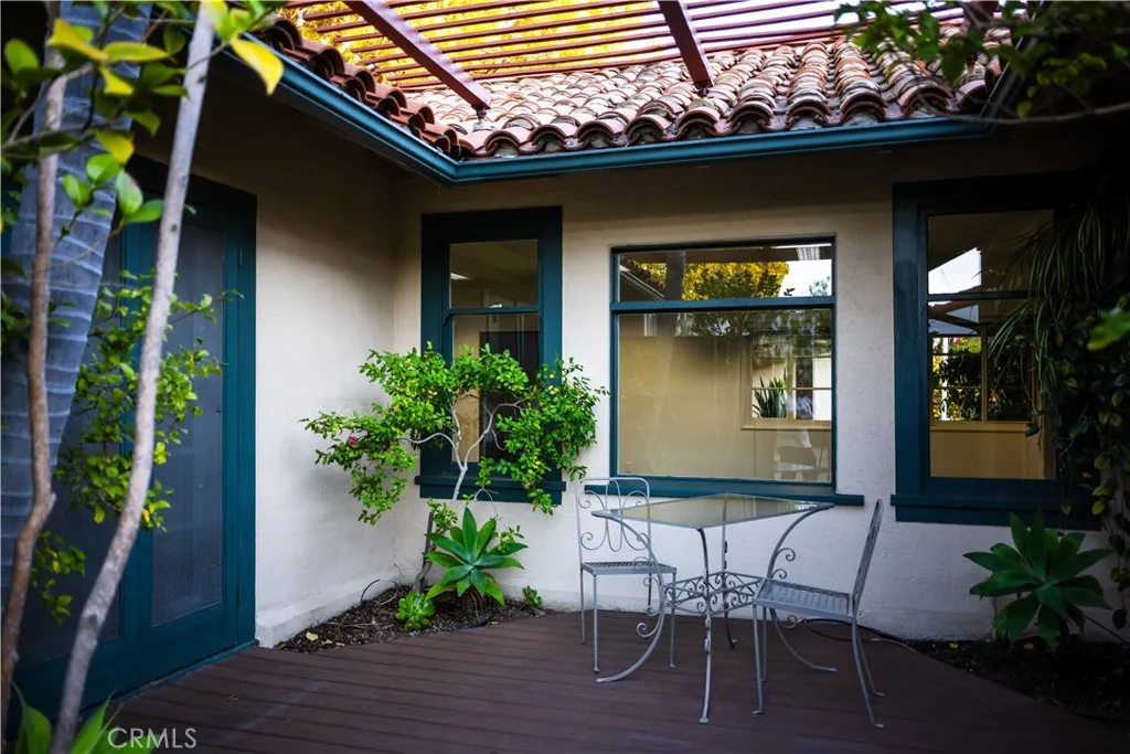 103 Micheltorena Street, Santa Barbara, CA, 93101