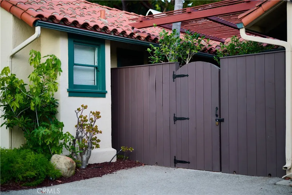 103 Micheltorena Street, Santa Barbara, CA, 93101