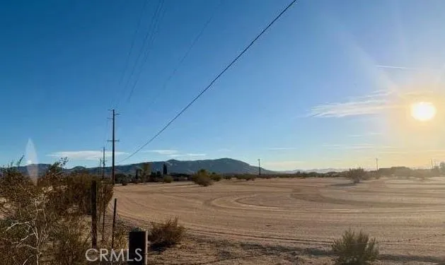 Apple Valley, CA 92308