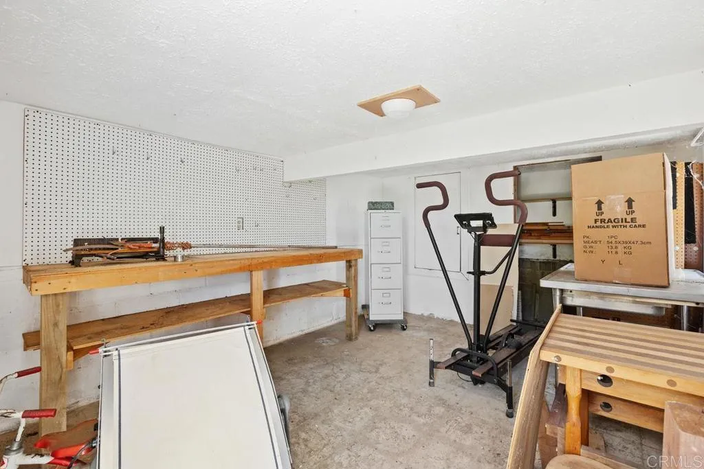 https://cdn.realtyfeed.com/cdn/127/306693398/dcaf3b4680915871ba65beea4d73fd31.webp