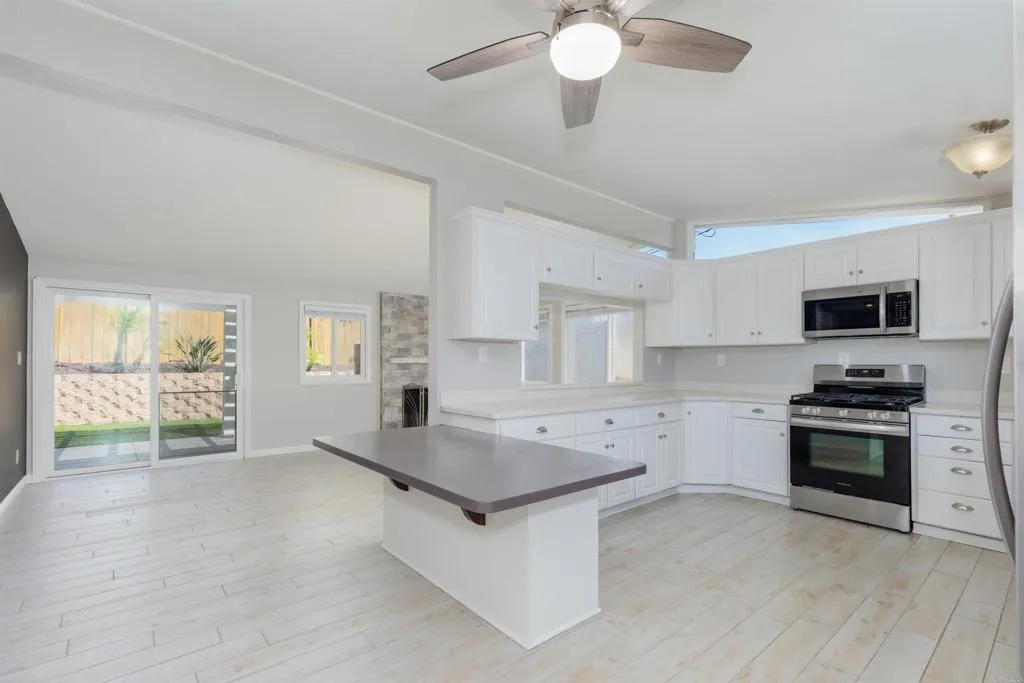 https://cdn.realtyfeed.com/cdn/127/306693402/54519371a546dd80607219b08c999c5c.webp