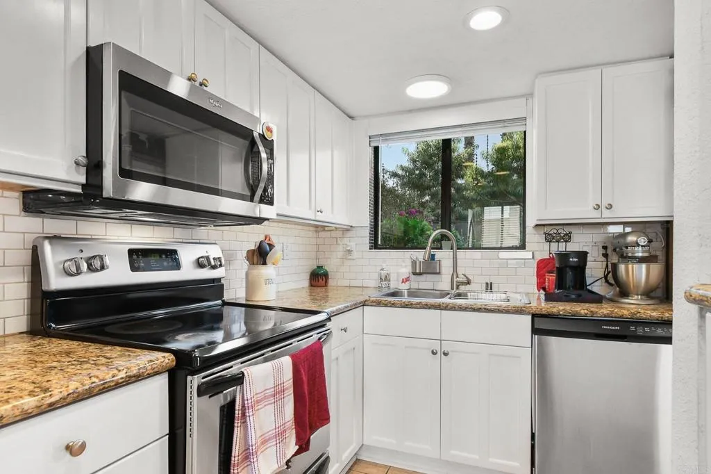 565 S Mollison Ave UNIT D, El Cajon, CA, 92020