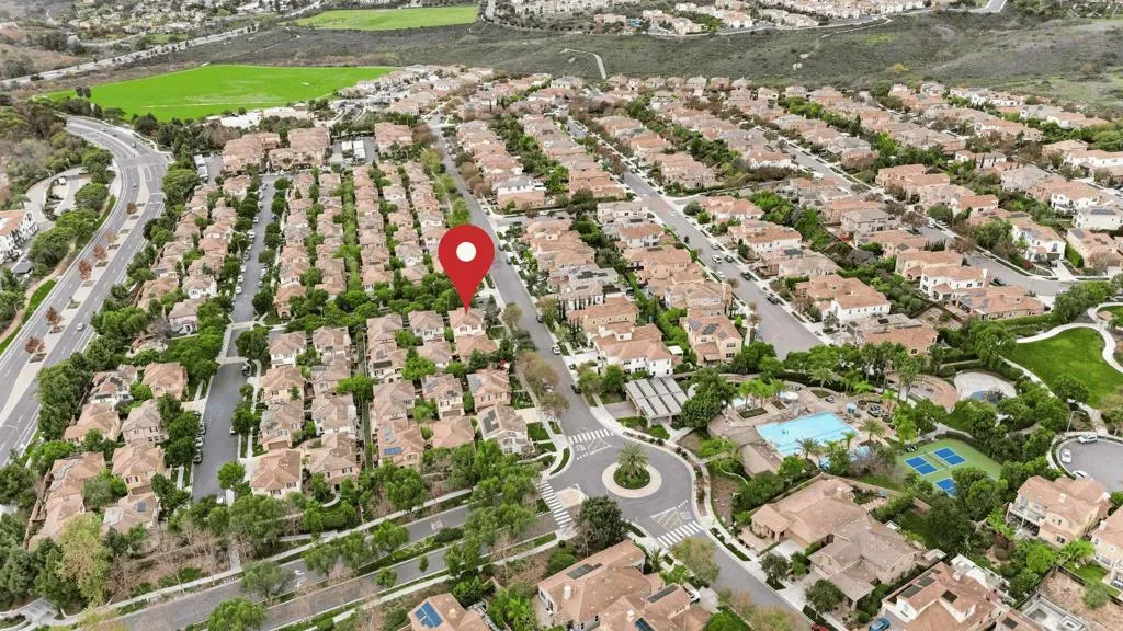 https://cdn.realtyfeed.com/cdn/127/306693486/9f2a03e0933a8b5cfbd40f176265fd65.webp