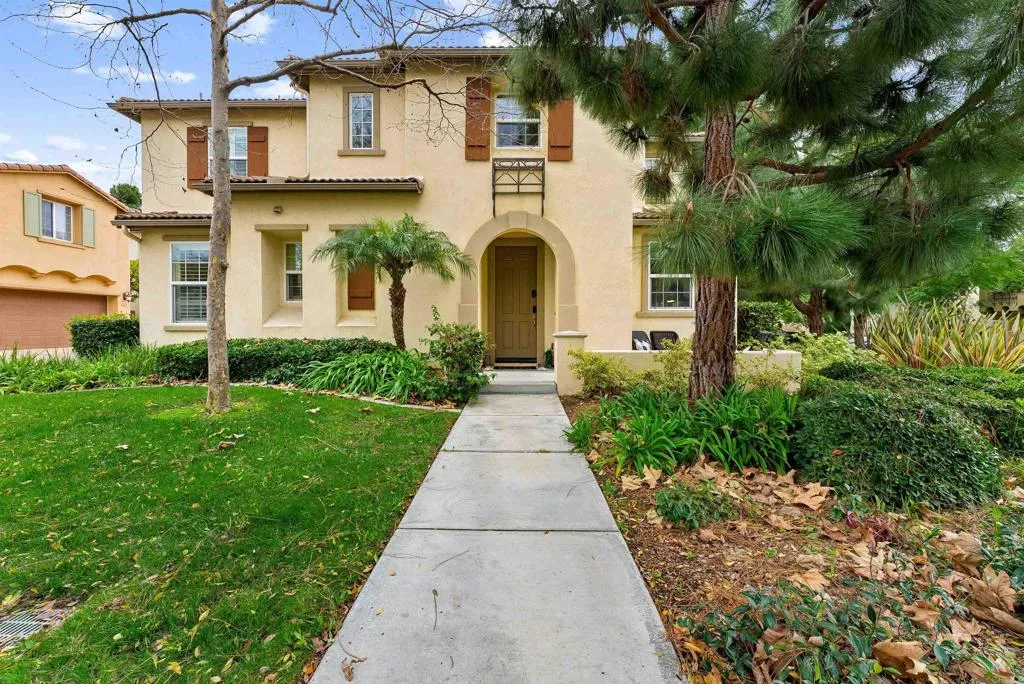 https://cdn.realtyfeed.com/cdn/127/306693486/c1c973c346d12518e52bc46507f853bc.webp