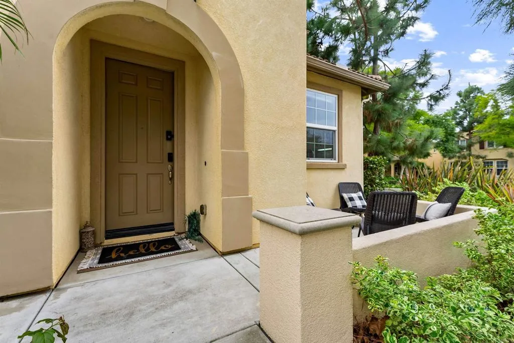 https://cdn.realtyfeed.com/cdn/127/306693486/f9ef2622951bec4975bc1b9f9f81c81d.webp