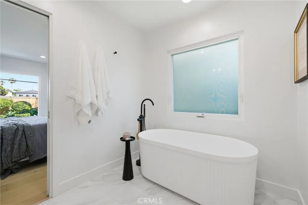 2952 Java Road, Costa Mesa, CA, 92626