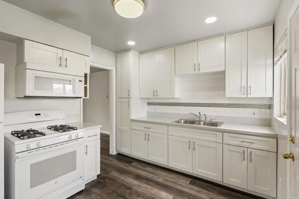 Photo #36: NDP2603673 Listing: Photo #36