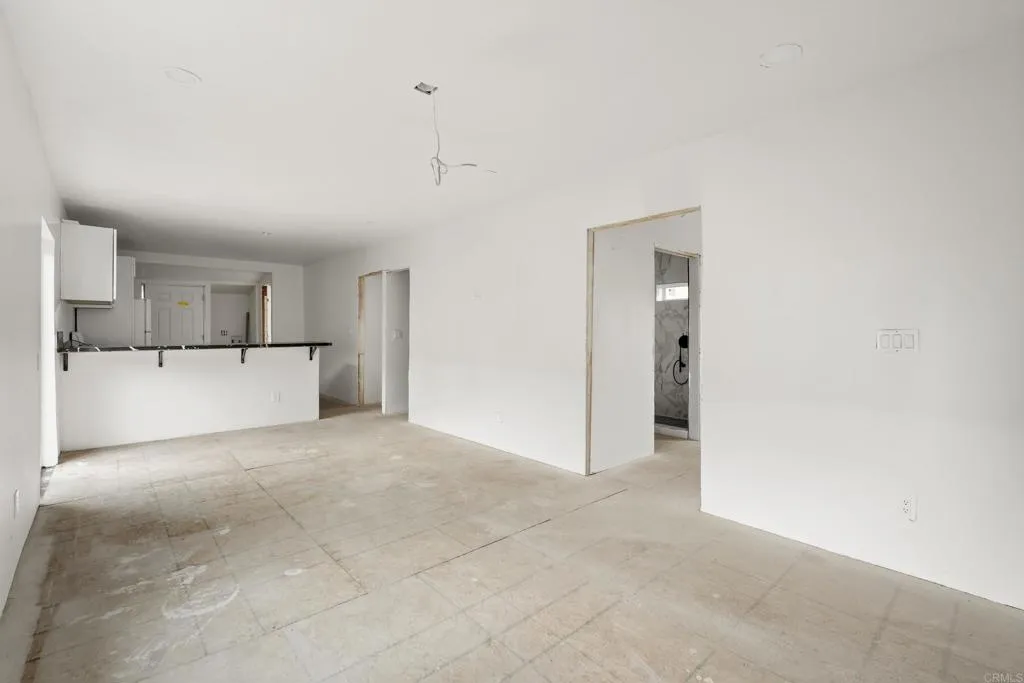 Photo #8: NDP2603673 Listing: Photo #8