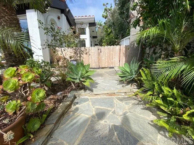 122 Rios UNIT 5, Solana Beach, CA, 92075