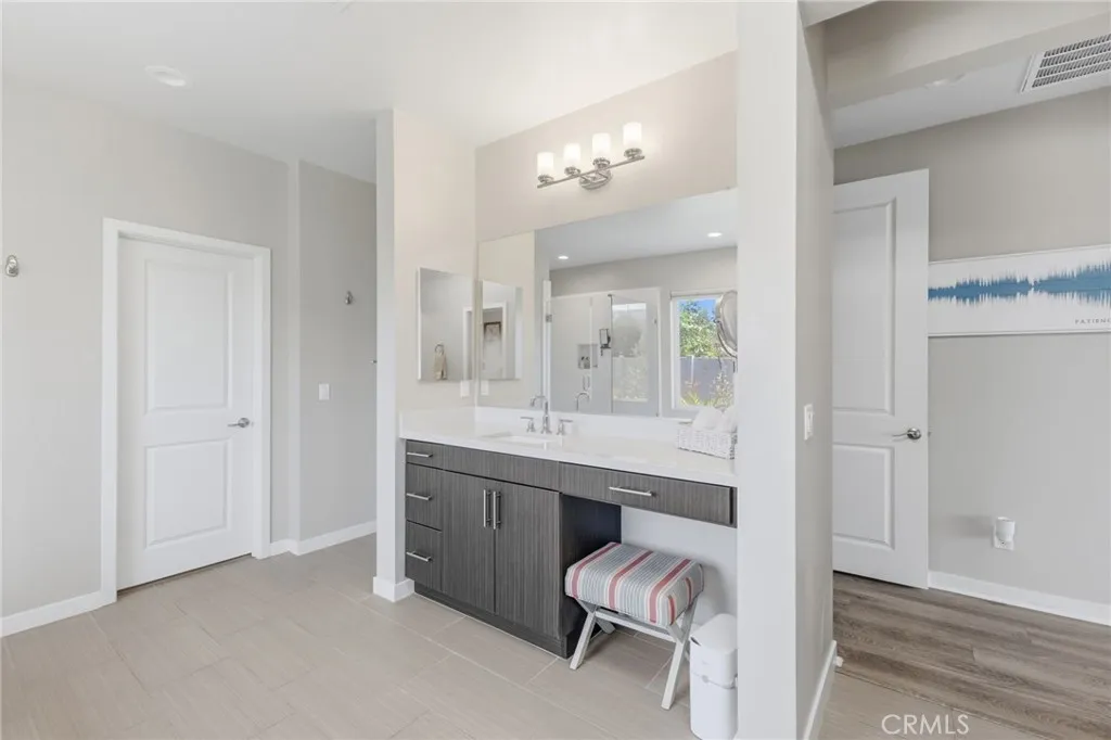 https://cdn.realtyfeed.com/cdn/127/306693589/118e30479488681d7f86e41441a3f0d3.webp