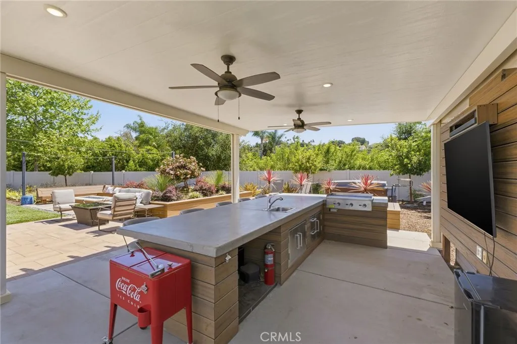 https://cdn.realtyfeed.com/cdn/127/306693589/4f1dbcd3903a43985388b4b3710b6c0d.webp