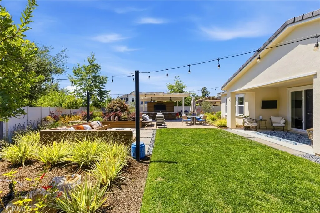 https://cdn.realtyfeed.com/cdn/127/306693589/6556cfeed67387a276fd2d21d4a992a6.webp