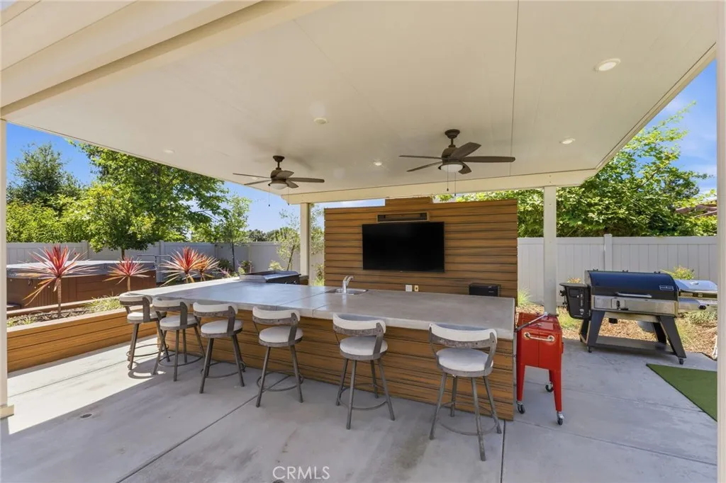 https://cdn.realtyfeed.com/cdn/127/306693589/b99c9d924c2a2546183d77f574e33a02.webp