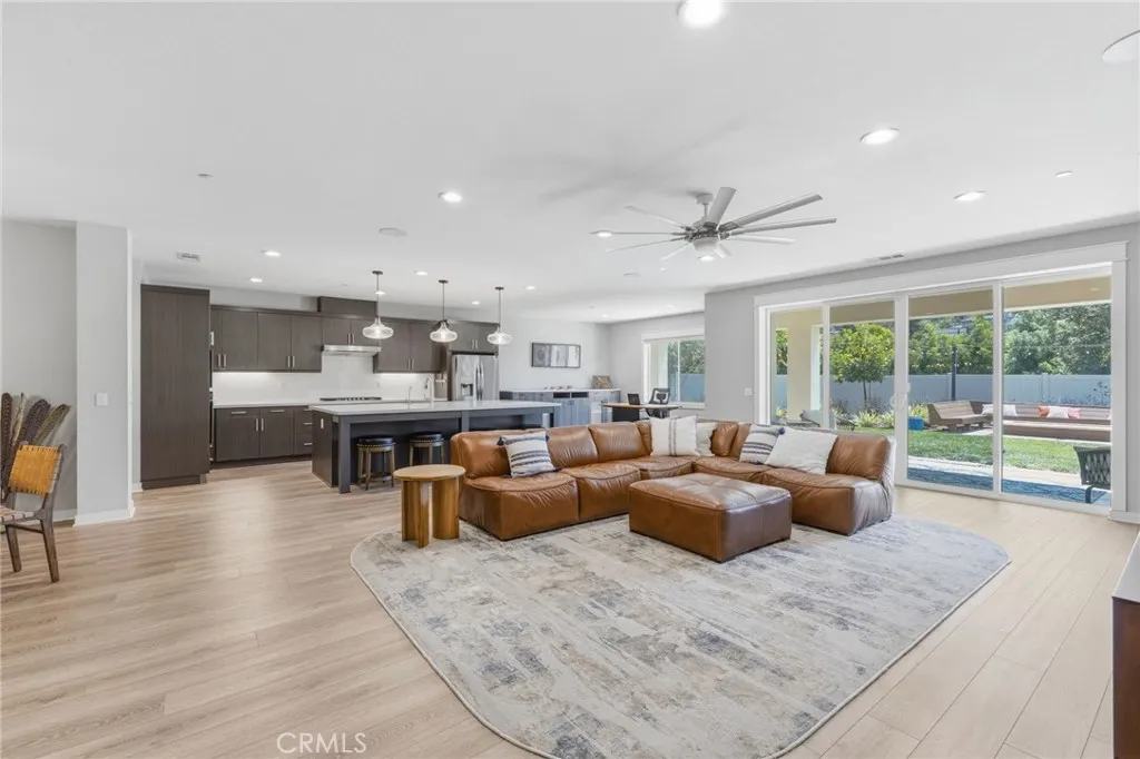 https://cdn.realtyfeed.com/cdn/127/306693589/c6850fec7b9c3faf3362d5aa6ad9ca16.webp