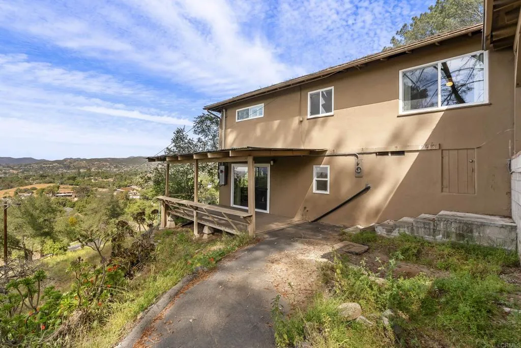 https://cdn.realtyfeed.com/cdn/127/306693625/3aa86dd9615b3b4db4839339b6e8b8f4.webp