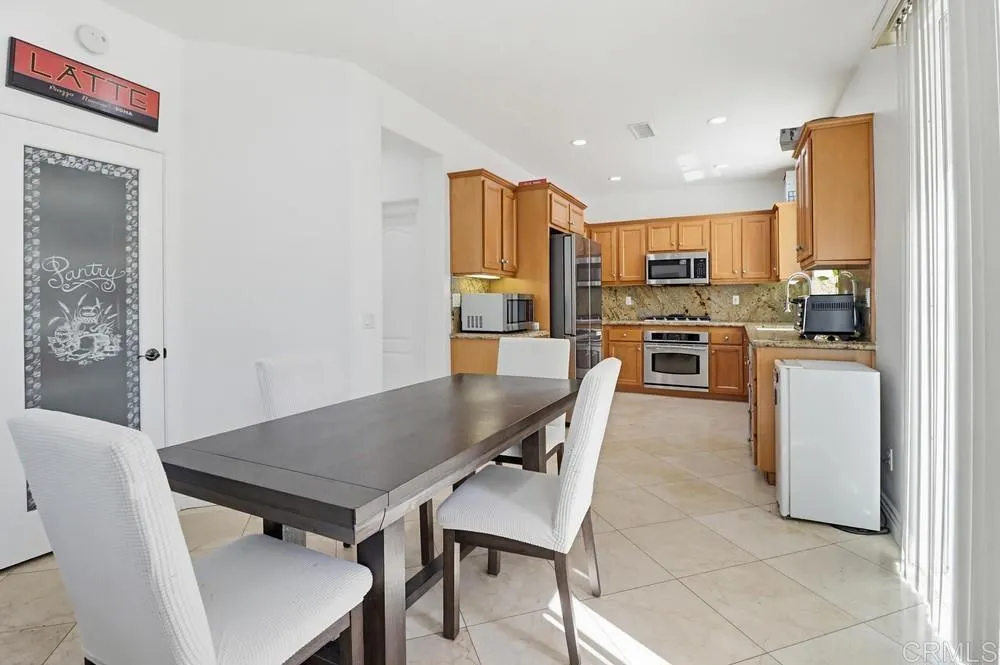 https://cdn.realtyfeed.com/cdn/127/306693644/c1c6fc769511893b3f9fdb240619044b.webp