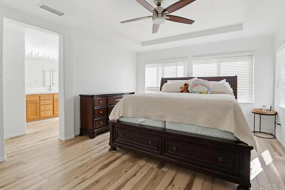 https://cdn.realtyfeed.com/cdn/127/306693644/f97818660b795ff09bf4b43ad2341f36.webp