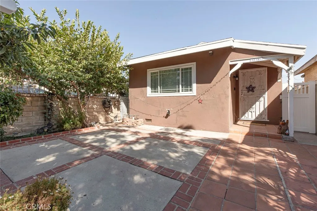 Pacoima, CA 91331