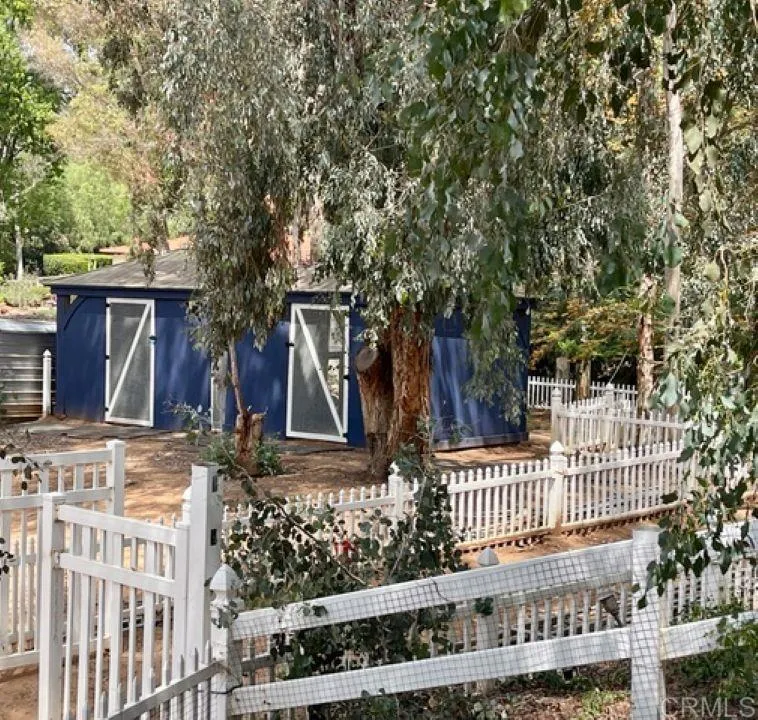 https://cdn.realtyfeed.com/cdn/127/306693716/05ebc84659ed75d5d1b6a893ee73f0d2.webp