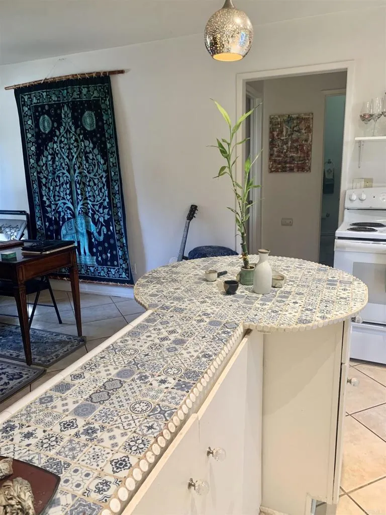 https://cdn.realtyfeed.com/cdn/127/306693716/d30866e49a0cfdc7127912321ded762a.webp