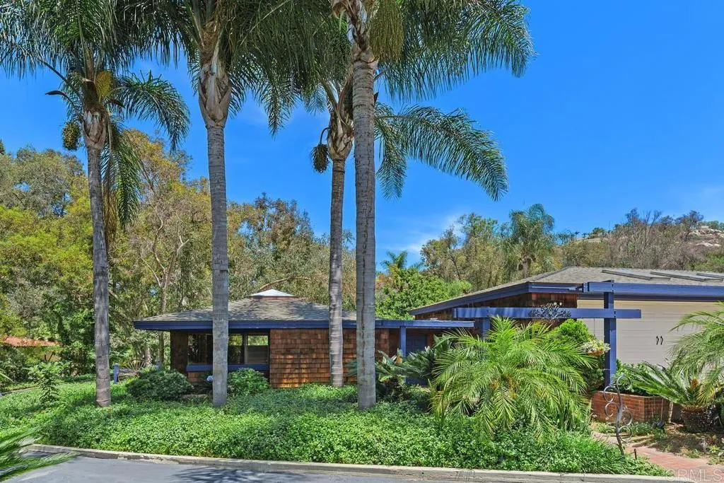 https://cdn.realtyfeed.com/cdn/127/306693716/e3ceaad79c4ddcaeeed39dac412e76d1.webp