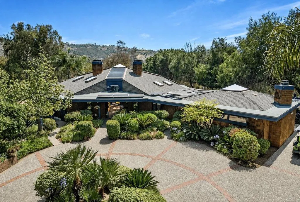 7063 Via Mariposa Norte, Bonsall, CA 92003 - Photo 3 of 50, Bonsall, CA
