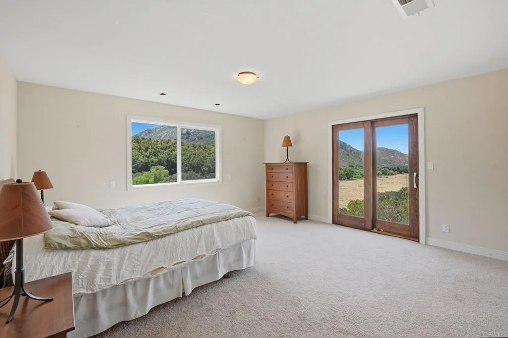 https://cdn.realtyfeed.com/cdn/127/306693747/f46f4688004fc619d0941beaaeea93ea.webp