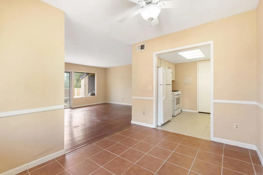 https://cdn.realtyfeed.com/cdn/127/306693834/ac9c5a2064a8367f3b913440952e6bf0.webp