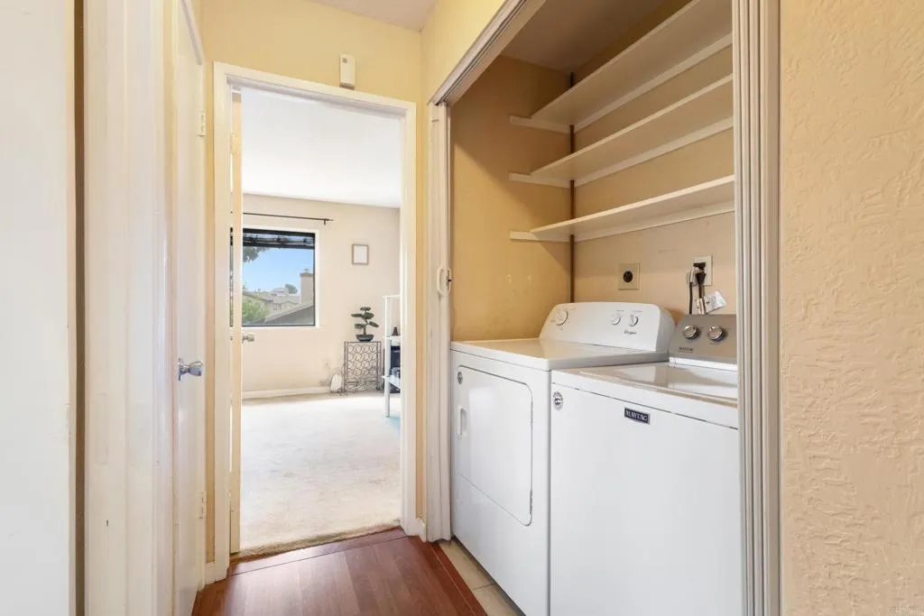 https://cdn.realtyfeed.com/cdn/127/306693834/d1743f7d6e7bd7851fb6240ab284db34.webp