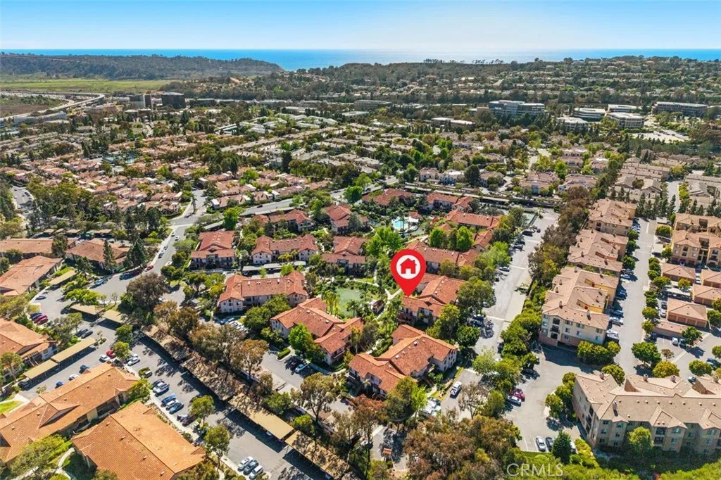 https://cdn.realtyfeed.com/cdn/127/306693851/bf603e3a39607f357ada4215874d5115.webp