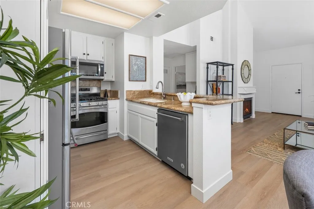 Photo #12: ND26082572 Listing: Photo #12