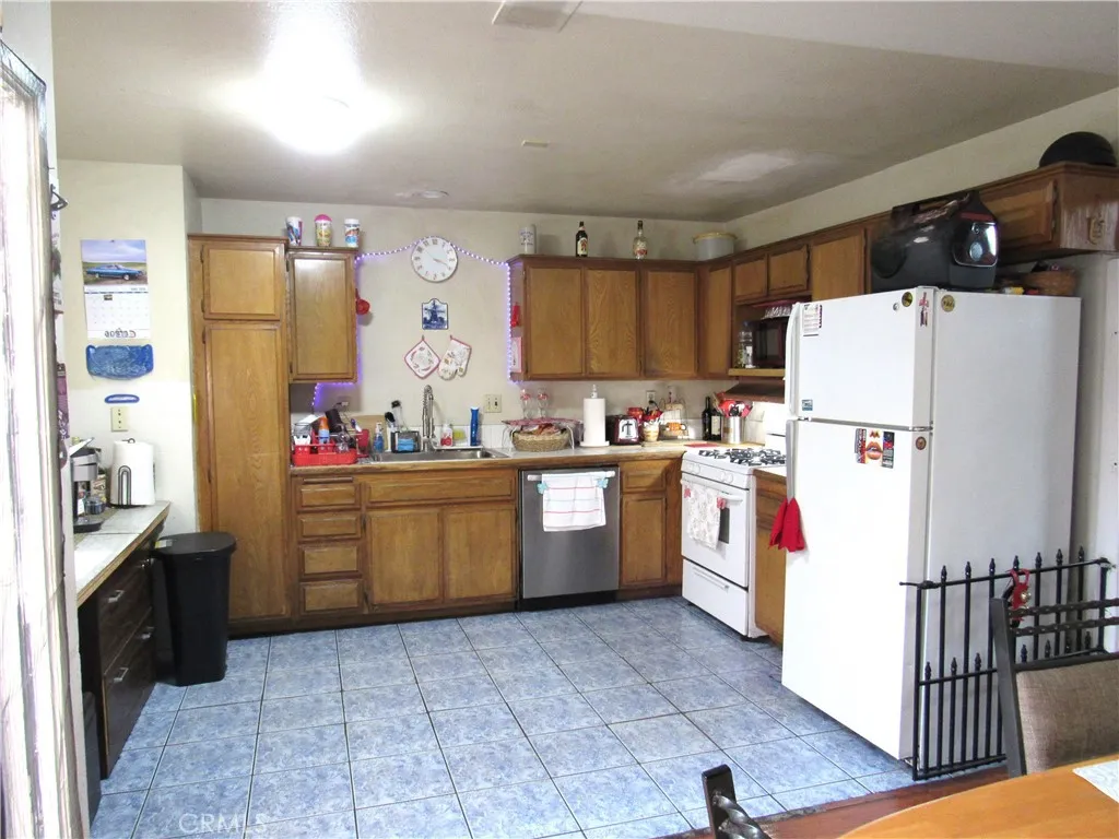 12543 Pinehurst, El Monte, CA, 91732