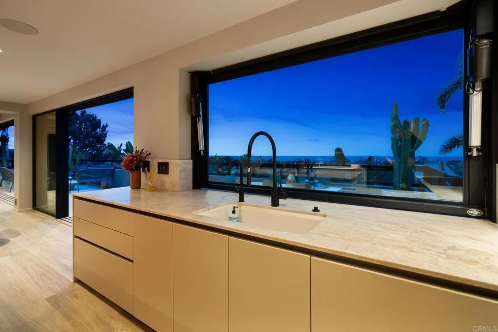 255 Patty Hill Drive, Solana Beach, CA, 92075