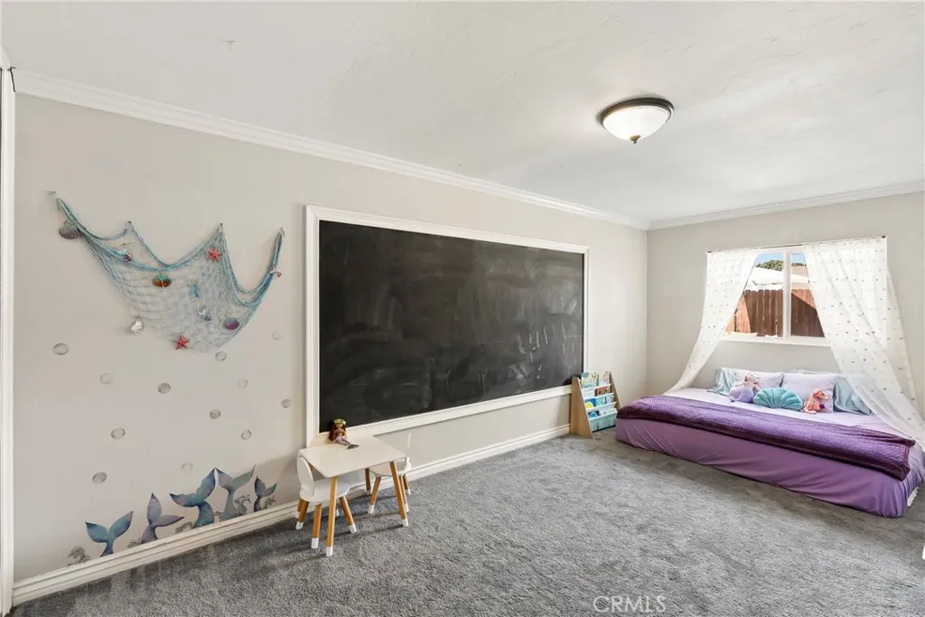 https://cdn.realtyfeed.com/cdn/127/306693925/549672839b054462a779d19212645999.webp