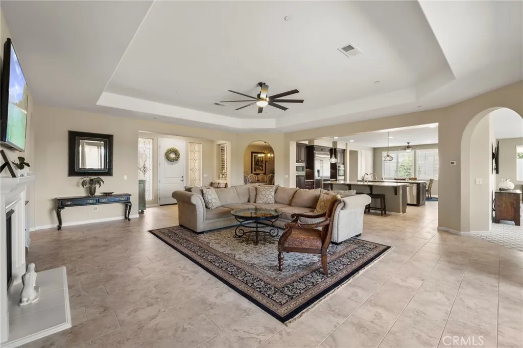 https://cdn.realtyfeed.com/cdn/127/306693928/0a9f09eab11782838f801c76c8167ea8.webp