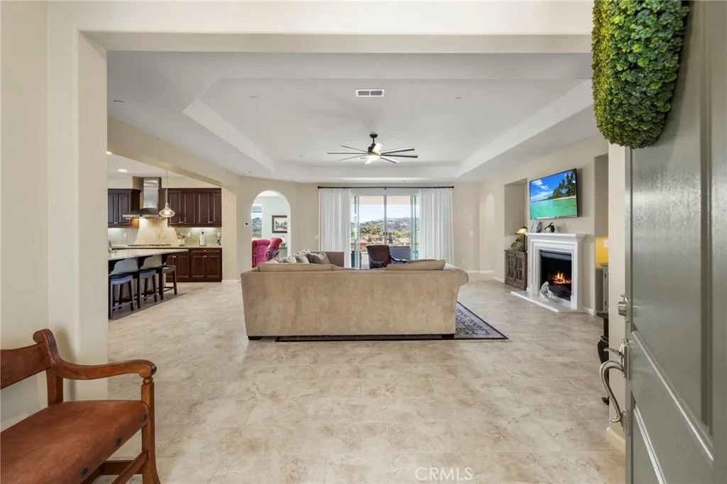 https://cdn.realtyfeed.com/cdn/127/306693928/303d1c9aaba2eafa11ad9732e487cdd6.webp