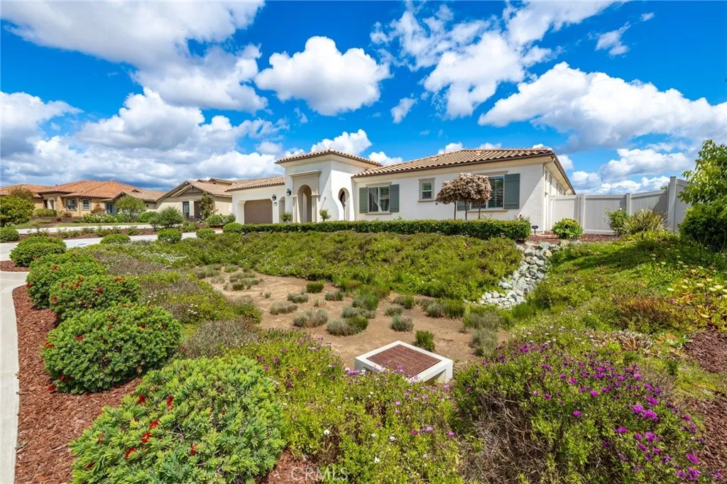 https://cdn.realtyfeed.com/cdn/127/306693928/6c32cfc17ad757987f098a337e21171c.webp