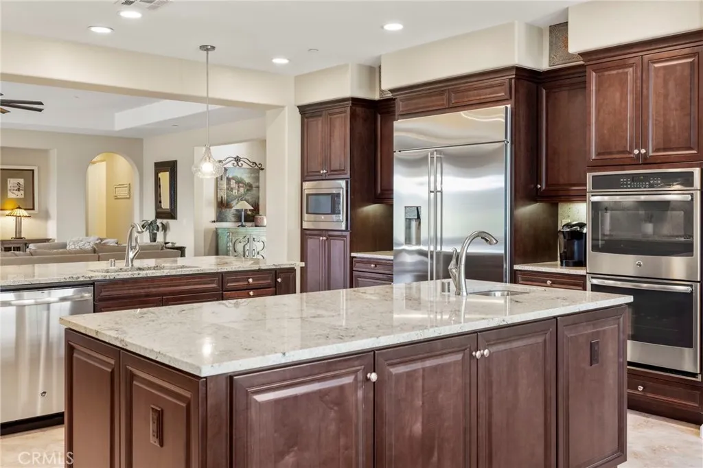 https://cdn.realtyfeed.com/cdn/127/306693928/9b4480fd3ba05a11eafae5c407e77fcc.webp