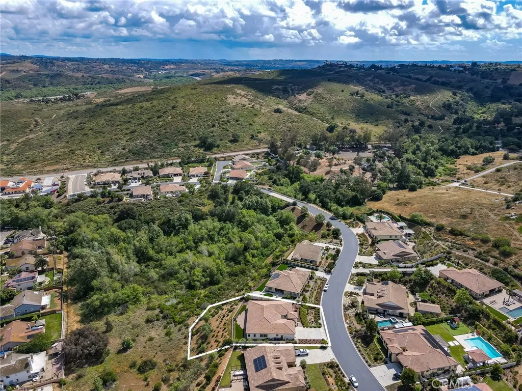 https://cdn.realtyfeed.com/cdn/127/306693928/bdcdb781344fcb35d054075c6c7fe764.webp