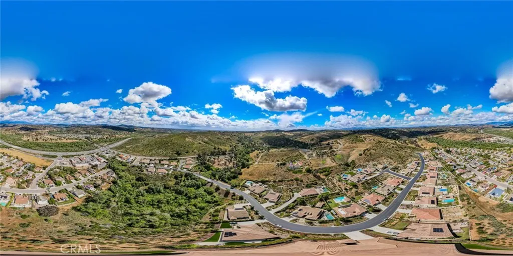 https://cdn.realtyfeed.com/cdn/127/306693928/d37c316e1c5187ddc122a7a74425bafb.webp