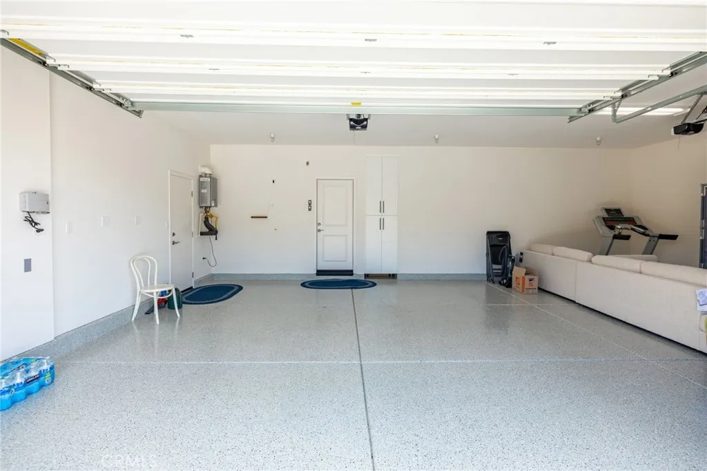 https://cdn.realtyfeed.com/cdn/127/306693928/db76b3786ff73433b489bde35c6c8c17.webp