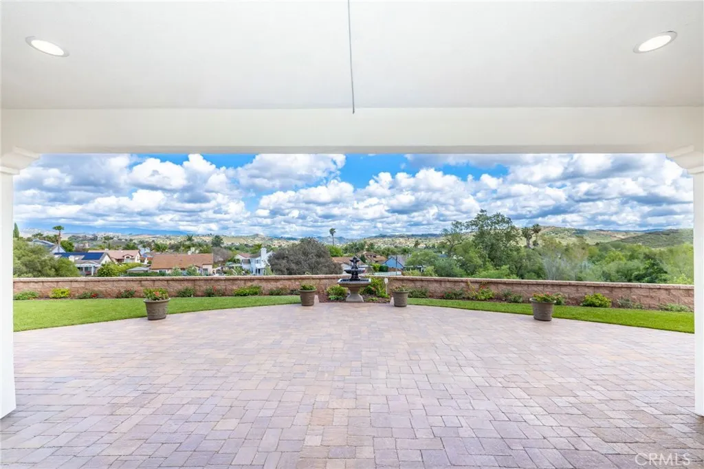 https://cdn.realtyfeed.com/cdn/127/306693928/e6eea03e42acd85ee33ca4cbbc3887c9.webp