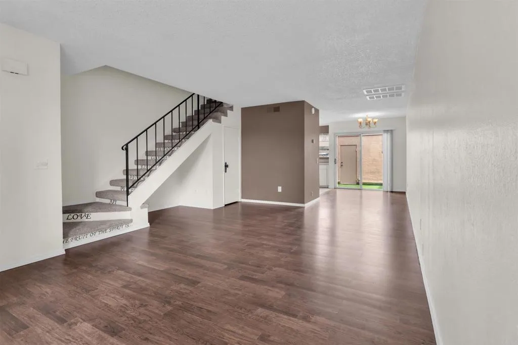 1643 Rue de Valle, San Marcos, CA, 92078