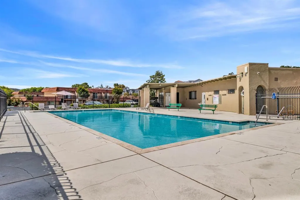 1643 Rue de Valle, San Marcos, CA, 92078
