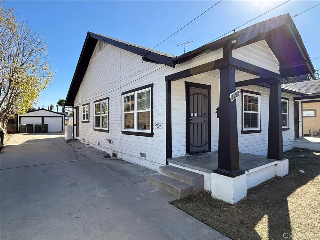 Riverside, CA 92501