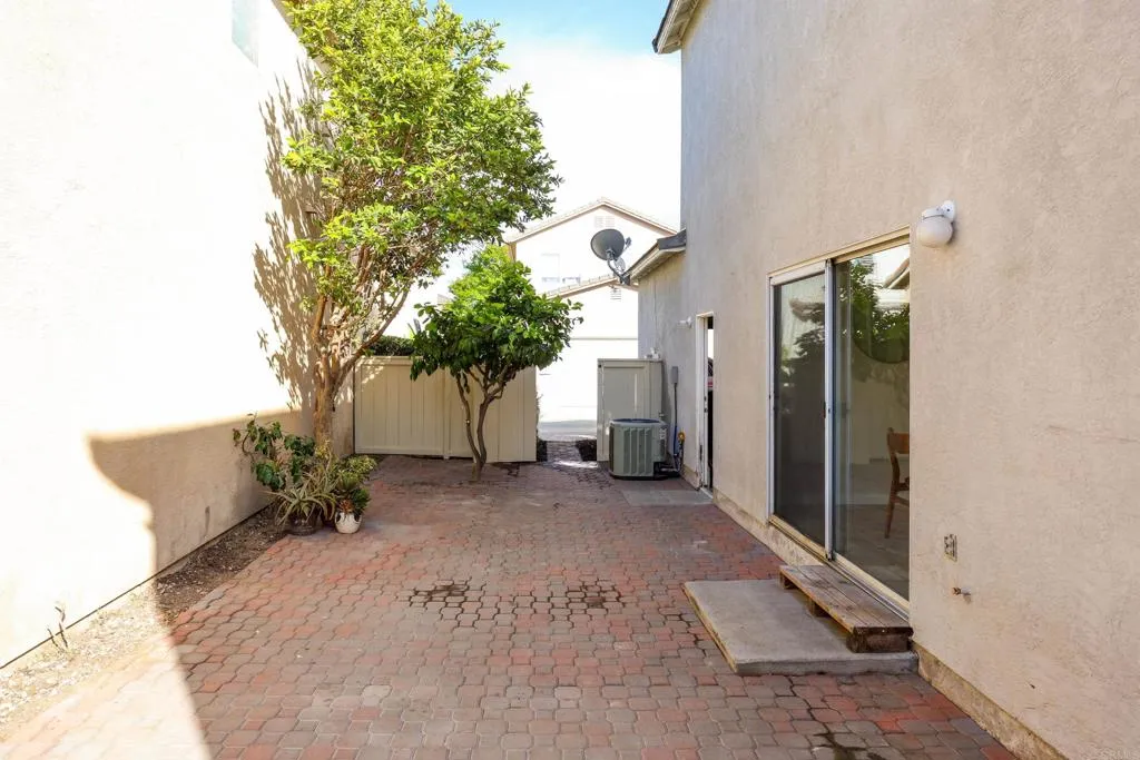https://cdn.realtyfeed.com/cdn/127/306694046/34150610ca1a080c928ba40885db4177.webp